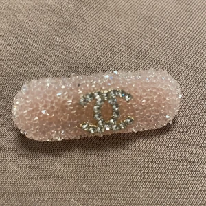 Glittrigt hårspänne hårklämma håraccessoar  - Nytt fint hårspänne hårklämma håraccessoarer i rosa med glitter