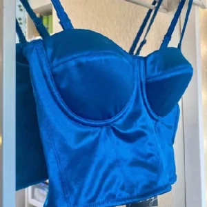 Korsett topp  - Skit snygg korsett topp som aldrig använts så i nyskick🥰