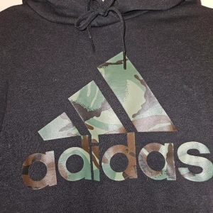 Adidas hoodie  - Adidas hoodie  Alldrig andvänd 
