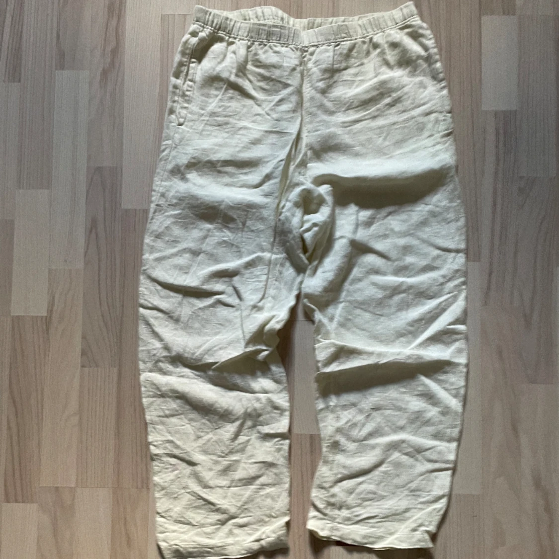 Weekday linne byxor - 299kr