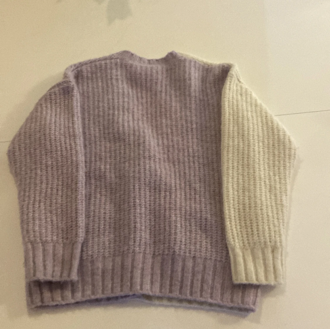 Stickad kofta storlek 134:140 - 90