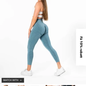 Träningstights  - Intressekoll på mina Echo Seamless Tights - Blå från relode använd ett fåtal gånger!! 💕ny pris 699