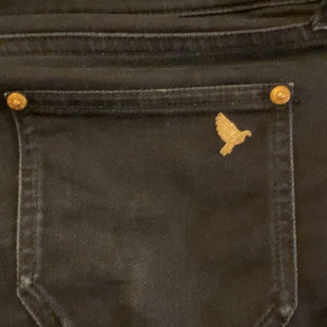 Mid rise mörkblåa jeans  - 90