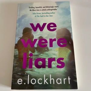 We Were Liars - E. Lockhart - Säljer denna populära bok som trendar på TikTok🤩Den är på engelska! 