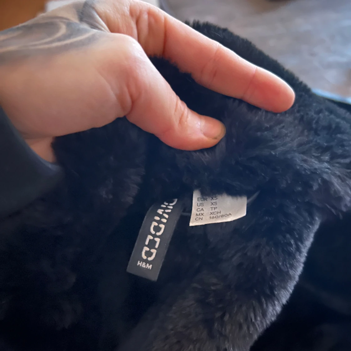 Fake skinnjacka med päls  - 90