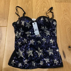 Intimissimi korsett  - Helt ny intimissimi korsett med prislapp kvar💙💙 storlek S! Avtagbara band