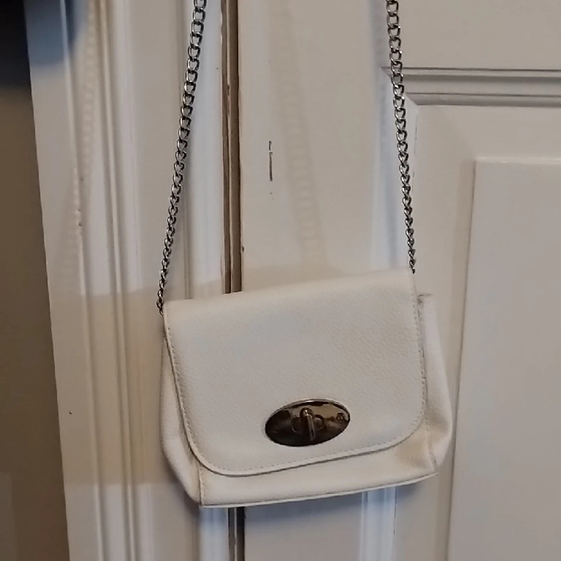 Vit oanvänd handväska! - 90