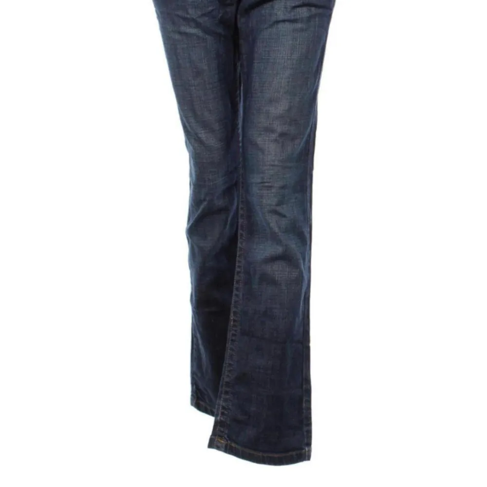 Så snygga bootcut jeans (kolla alla bilder) från mexx❤️snyggt urtvättade . Jeans & Byxor.