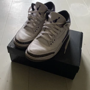 Air Jordan 3 Dark iris - Använda nån gång. Mycket bra skick Äkta