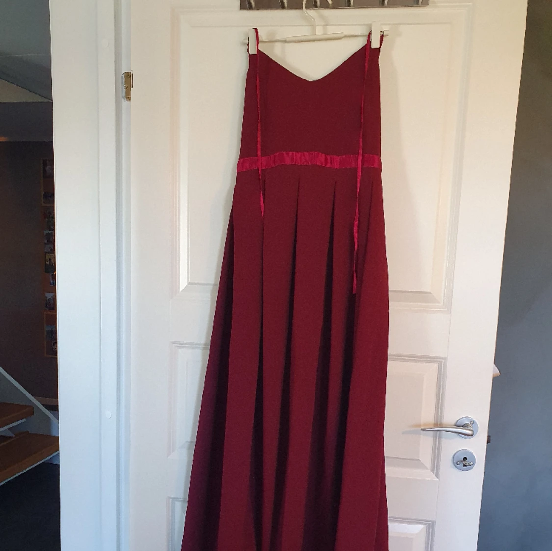 Balklänning/aftonklänning vinröd  - 90