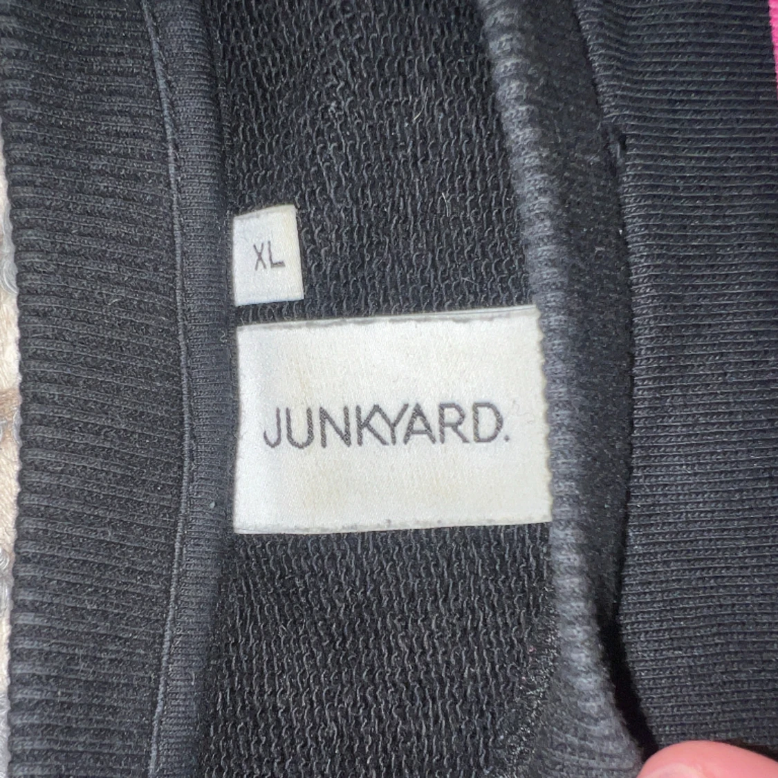Junkyard sweatshirt  - 90