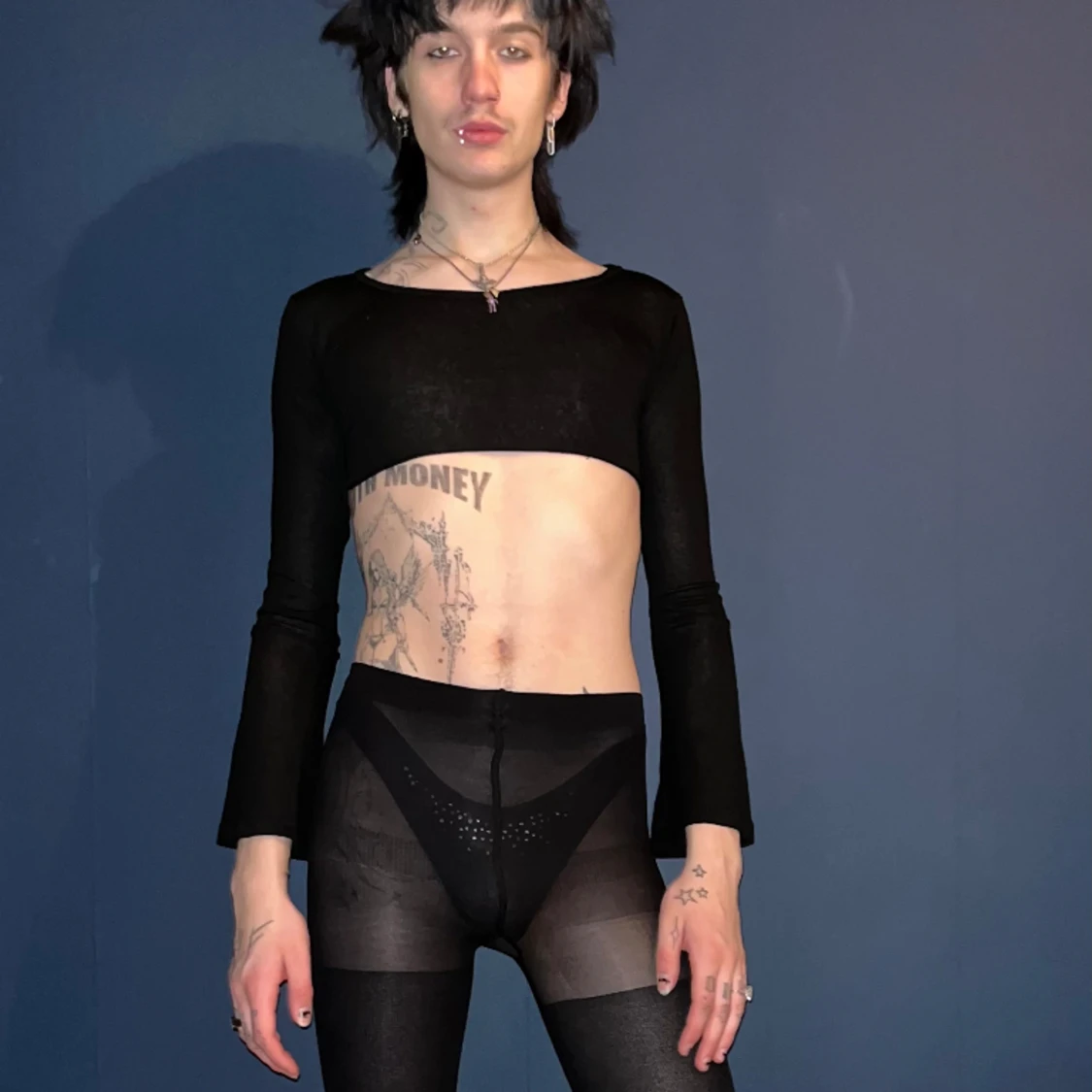 Crop långärmad svart tröja 