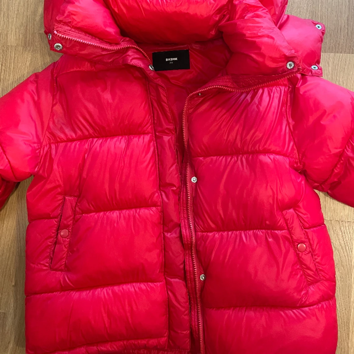 Svinsnygg jacka bikbok - 90