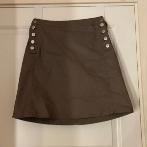 Kjol - Cool kjol i grön