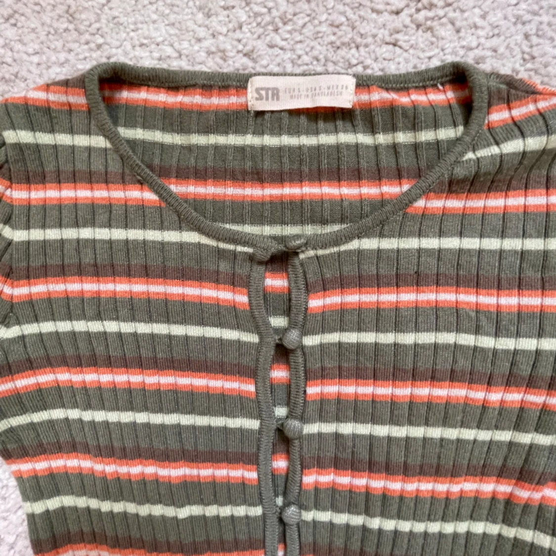 Jätte fin randig klänning  - 90