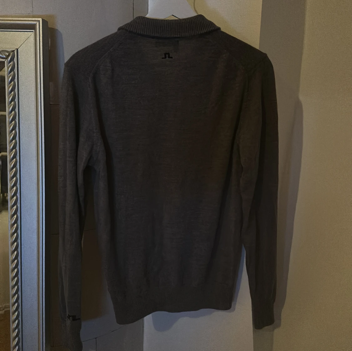 Mörkgrå merinoulltröja J.Lindeberg - 1