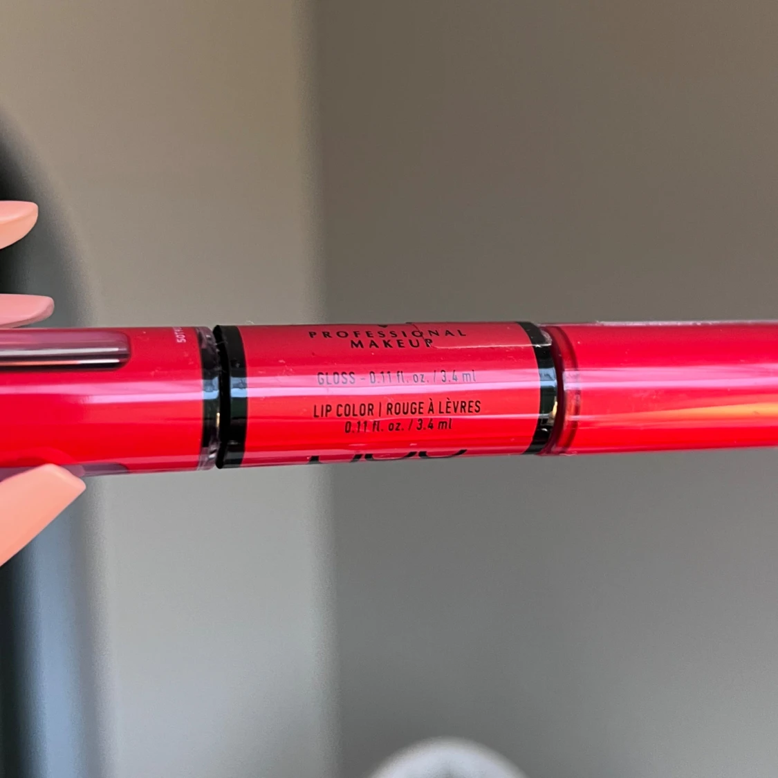 NYX Shine Loud Rebel in Red läppglans - 1
