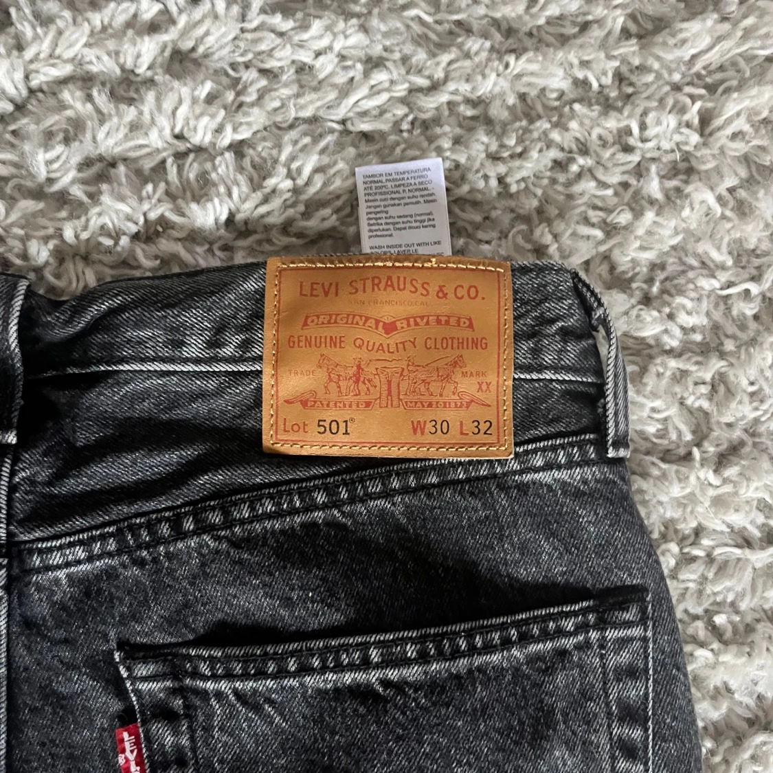 Levi's 501 Premium svarta jeans W30 L32 - 3