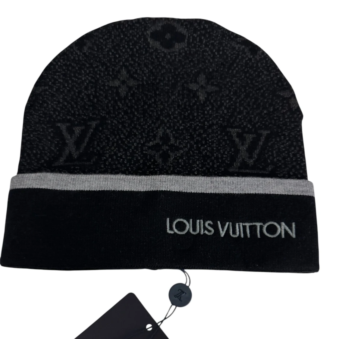 Svart Louis Vuitton mössa med logga
