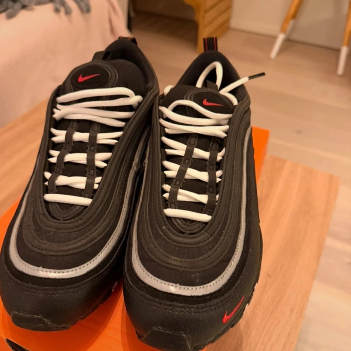 Nike Air Max 97 svart/vit strl 42 - 1