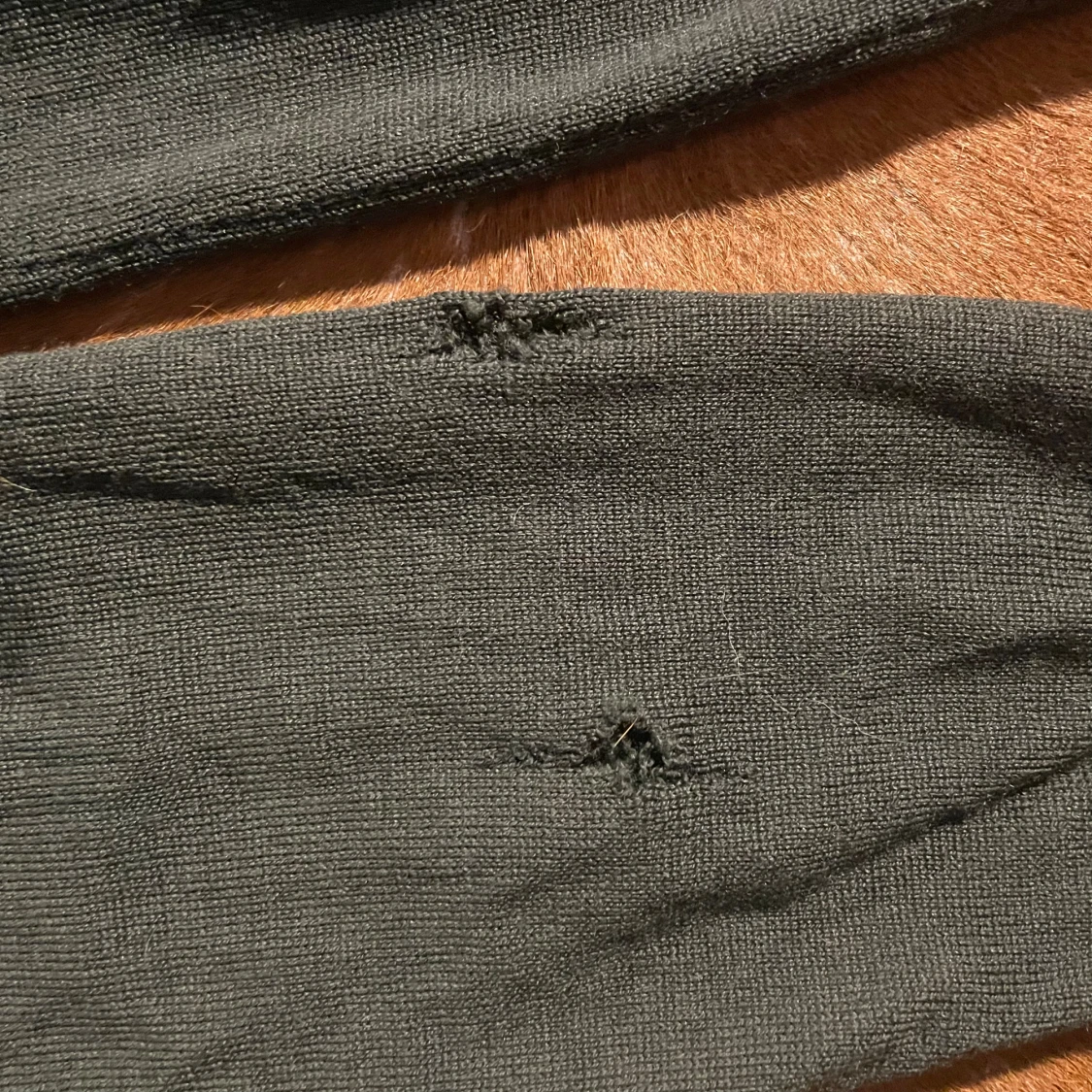 Mörkgrön stickad tröja - 4