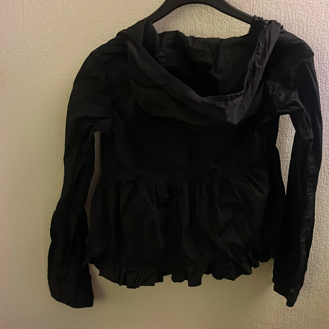 Svart Moncler vindjacka med huva - 2