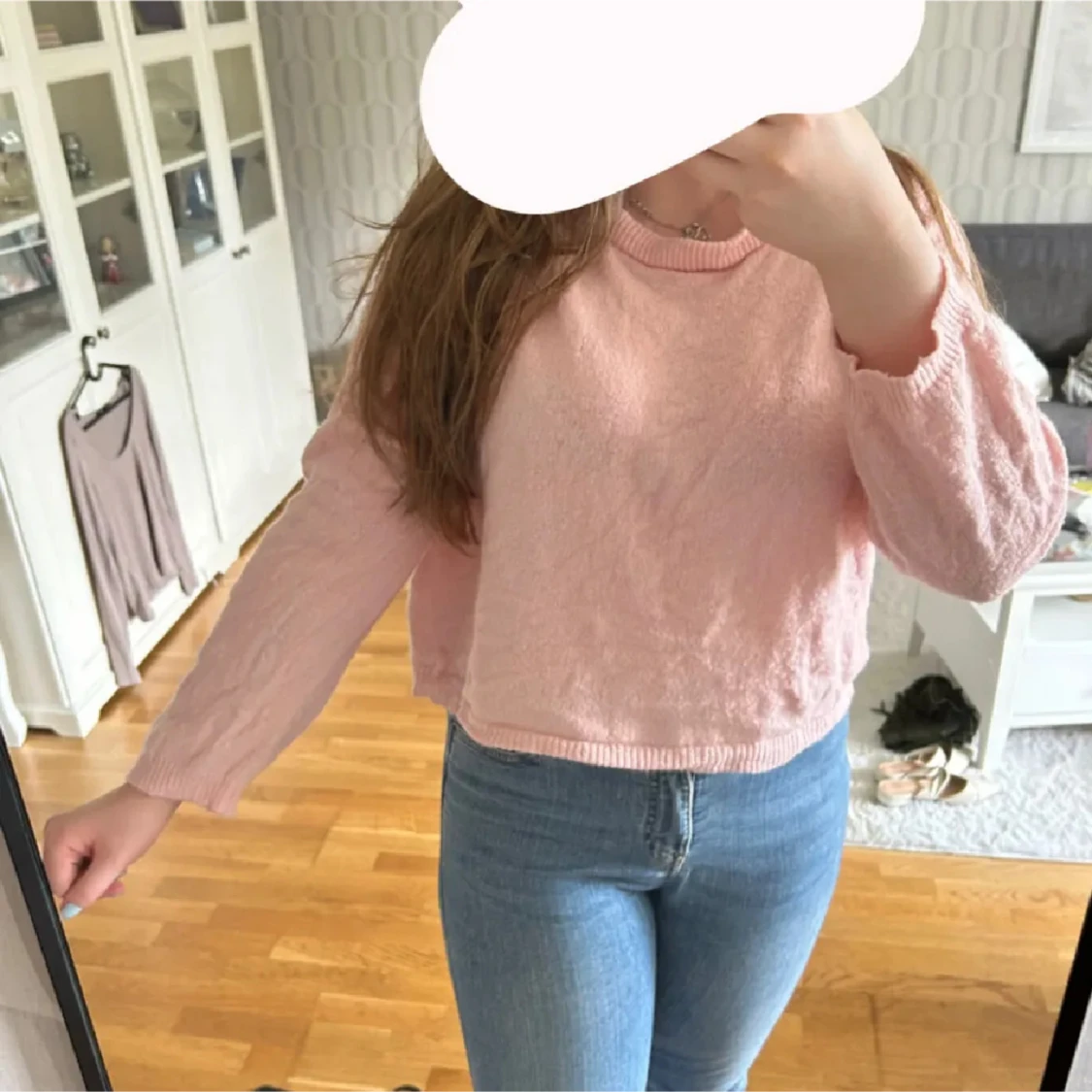 Ljusrosa stickad tröja med ribbad kant