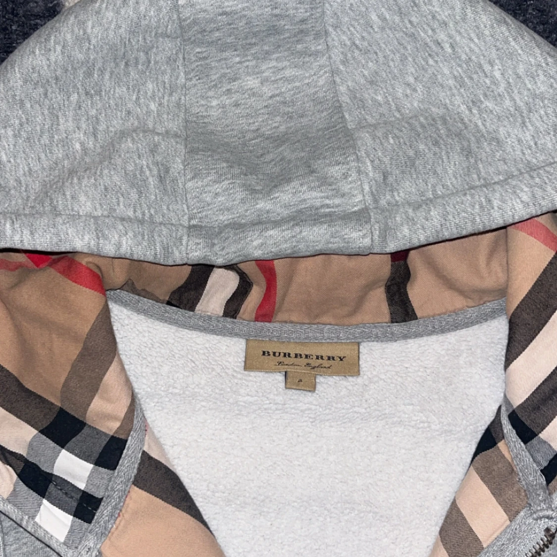 Grå Burberry hoodie med dragkedja - 2