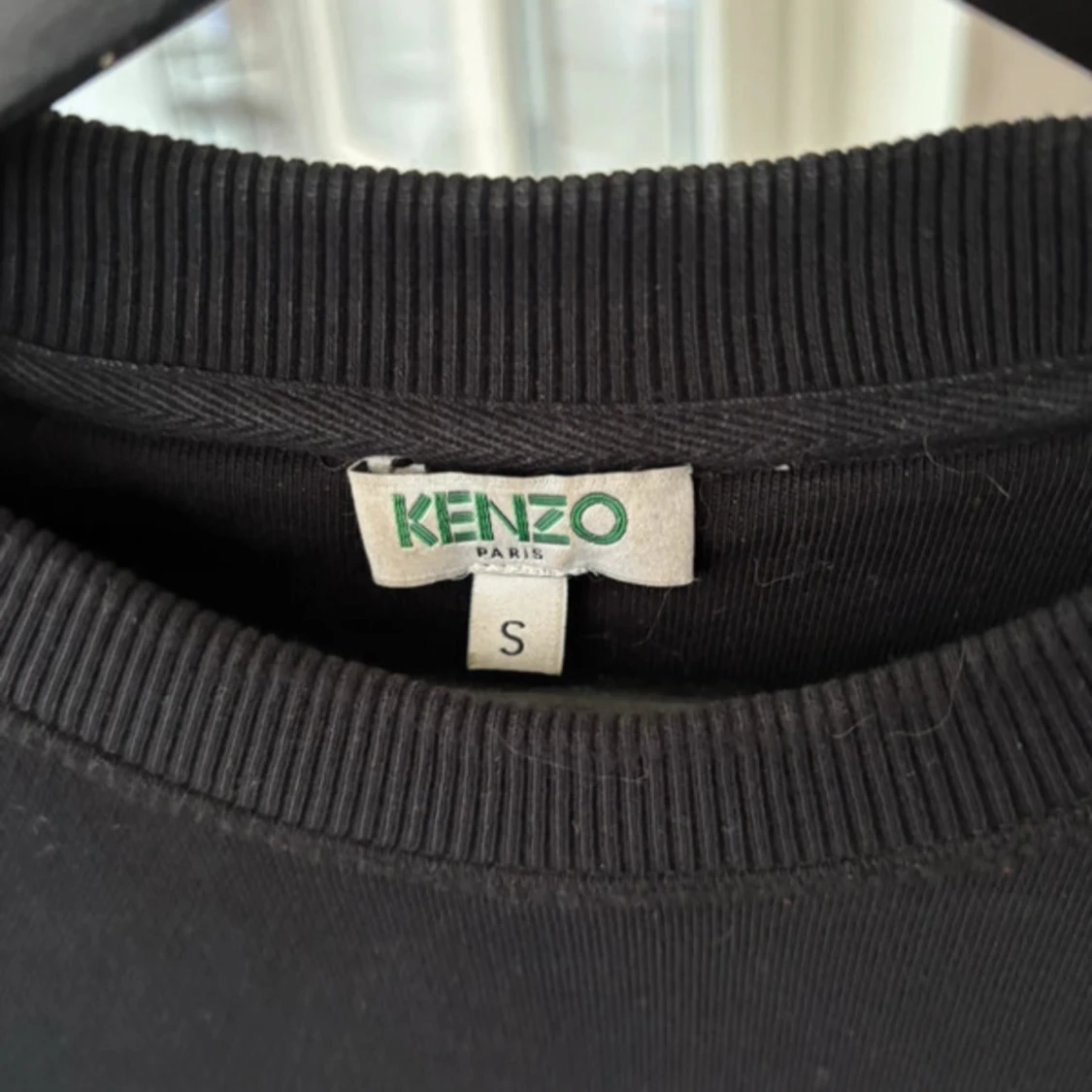 Svart Kenzo tröja med tigerbrodyr - 1