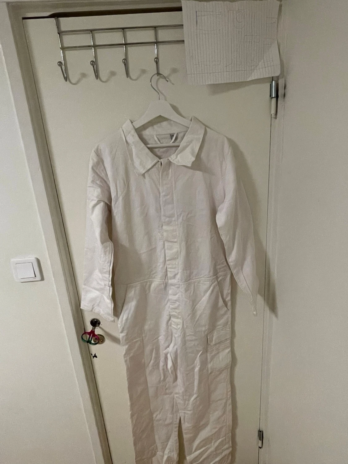 Vit byxdress med krage, storlek S - 1