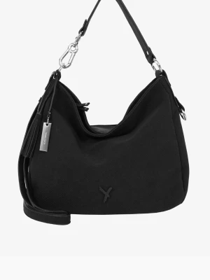 Svart axelväska från Suri Frey - Stilren svart axelväska från Suri Frey. Väskan har en bred axelrem med silverfärgade metalldetaljer och en dekorativ tofs. Praktisk dragkedja baktill och diskret logga framtill. Perfekt storlek för att få plats med allt du behöver.