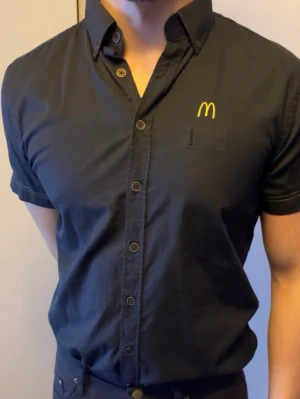 Donken sett  - Donken sjorta tillsammans med byxor. Storlek S man. 