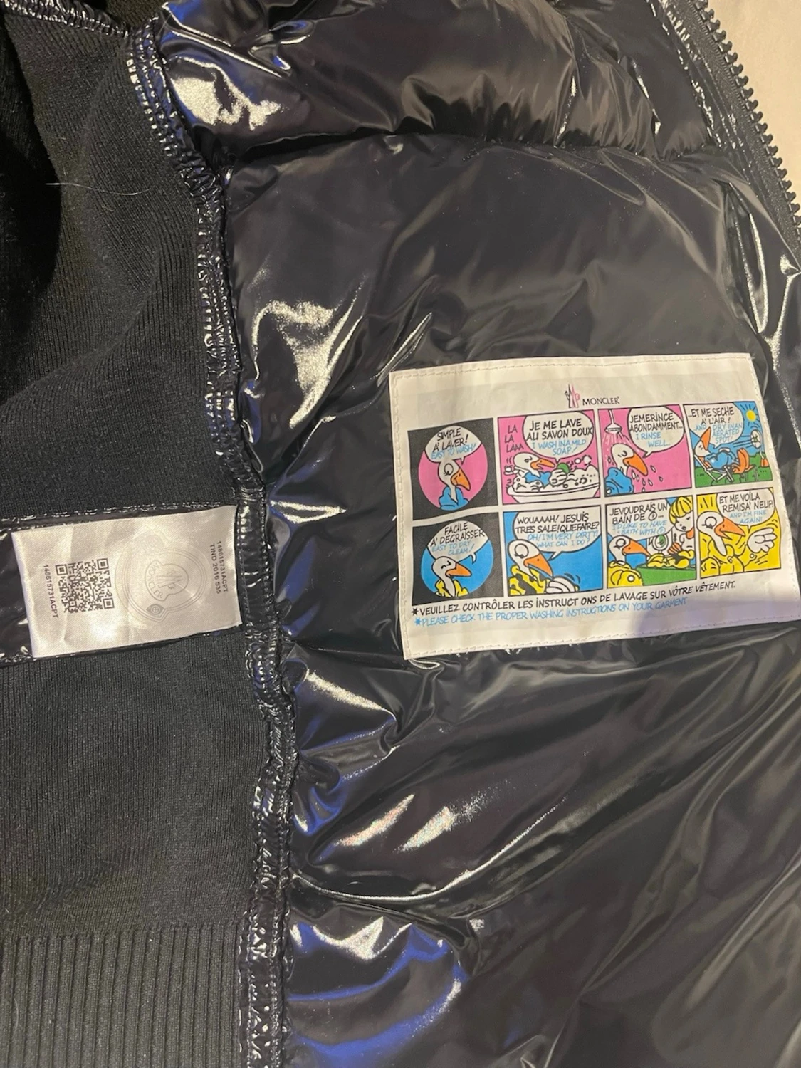 Svart pufferjacka från Moncler - 3