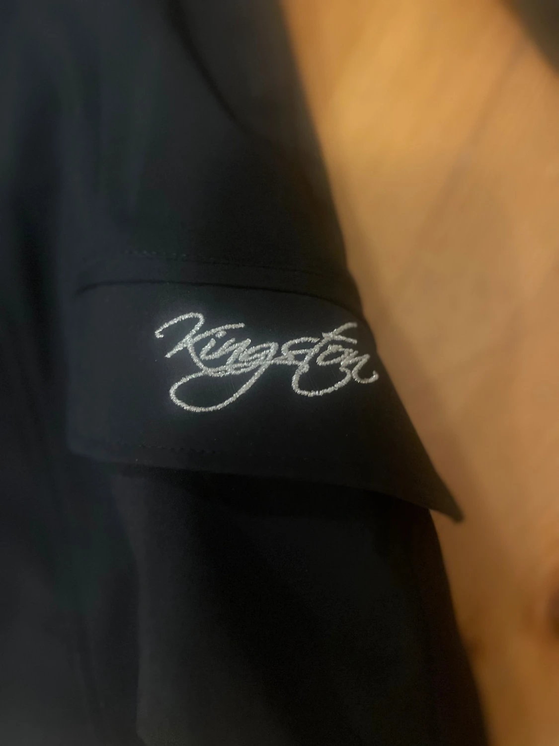 Svart ridkavaj Kingston 160 - 1