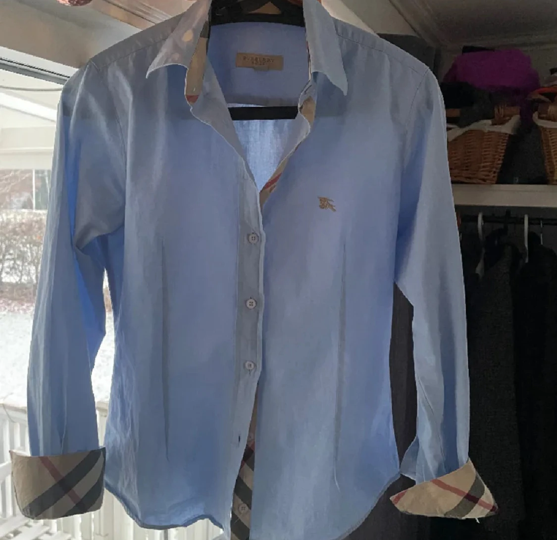 Blå Burberry Brit skjorta, S