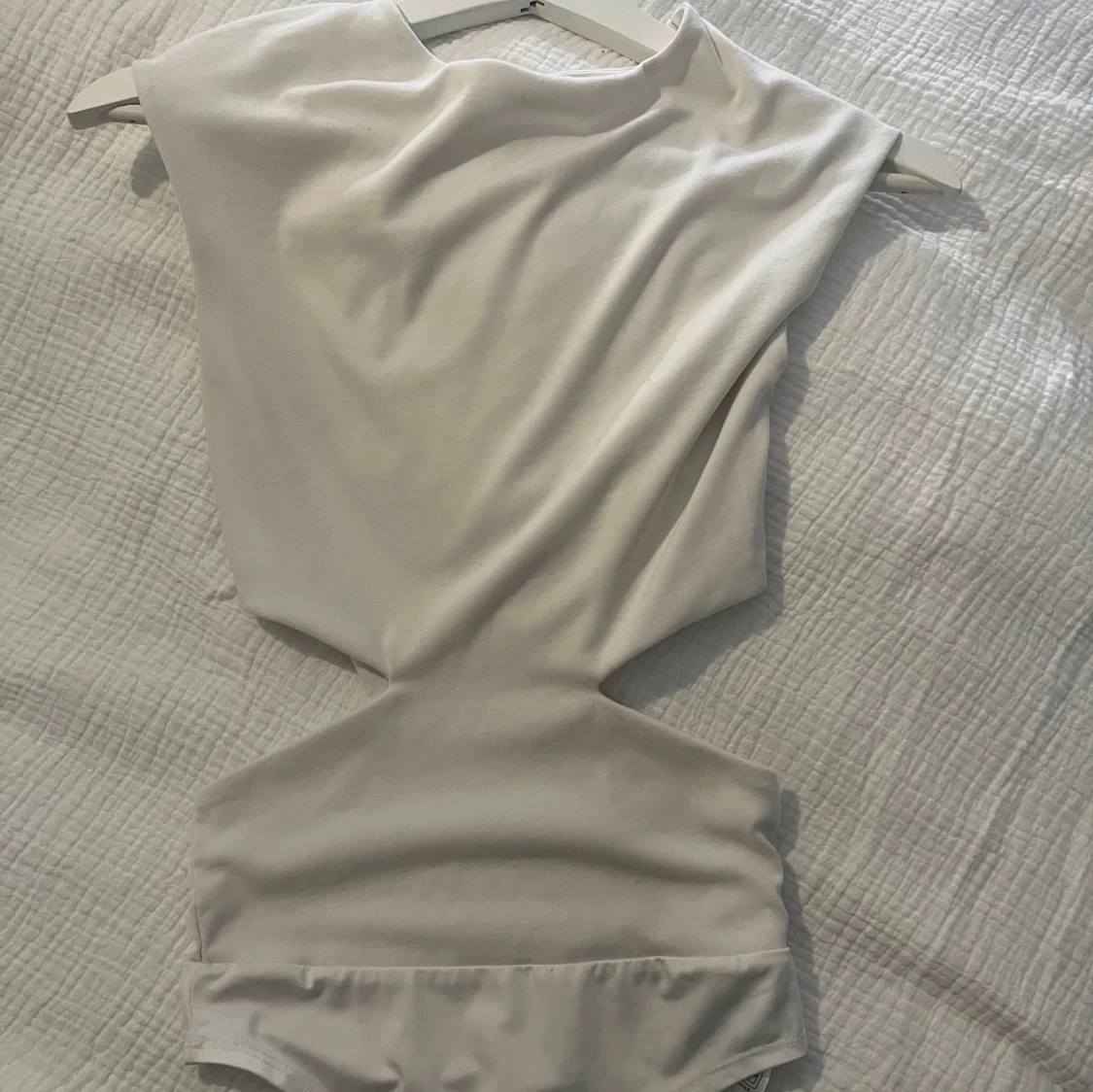 Snygg cut out body - 1