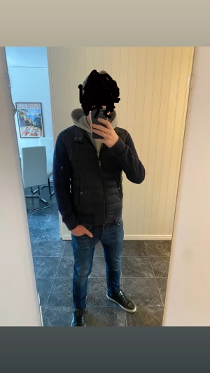 Ralph lauren cardigan - Mörkblå Ralph lauren cardigan i toppen skick!