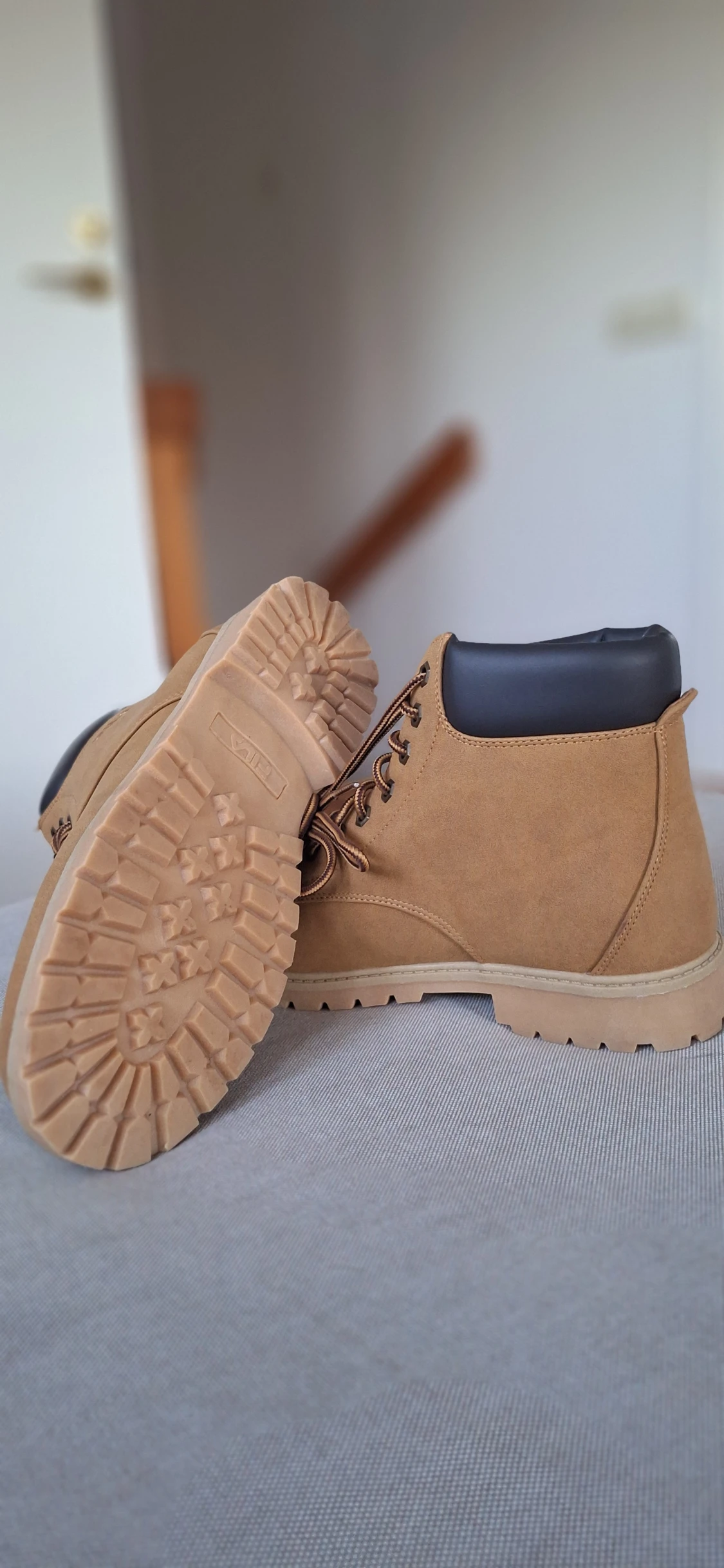 Bruna boots från FILA med snörning - 2