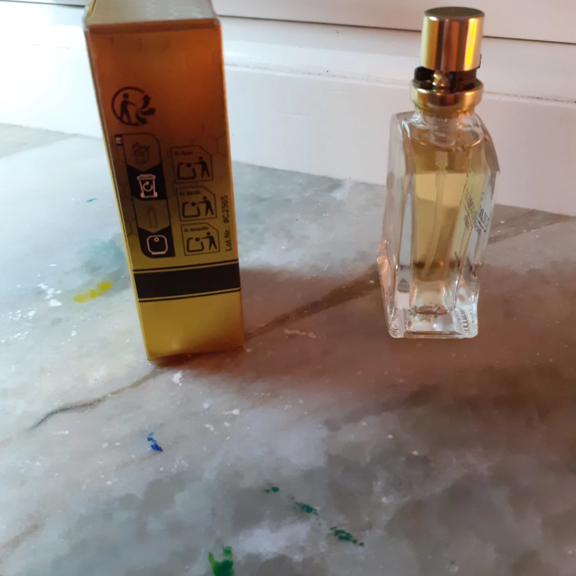 Golddigger parfym, luktar som Jean Paul Gaultier - 2