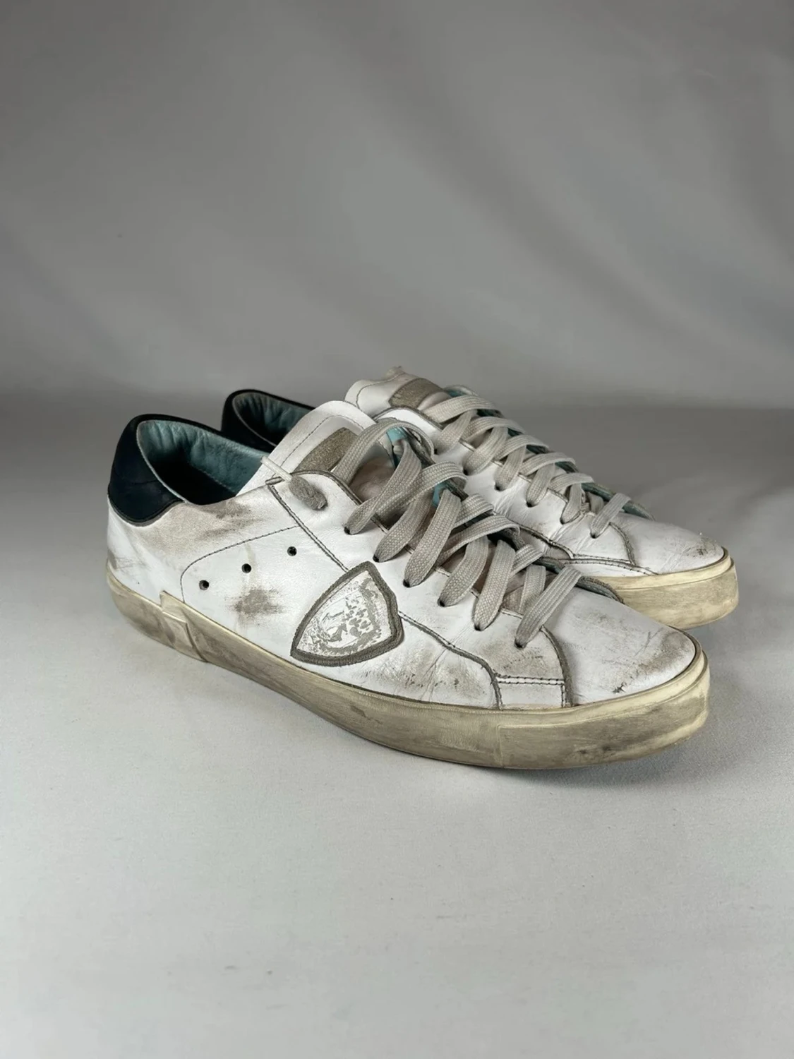 Philippe Model vita sneakers med grå detaljer - 3