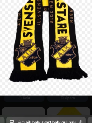 AIK supporterhalsduk svart/gul - Hej!, jag söker någon av dessa två halsdukar är villig att betala upp til 250 kronor eftersom de är ungefär original pris. Kontakta gärna ifall ni känner någon som har eller ifall ni sjölva har!💛🖤