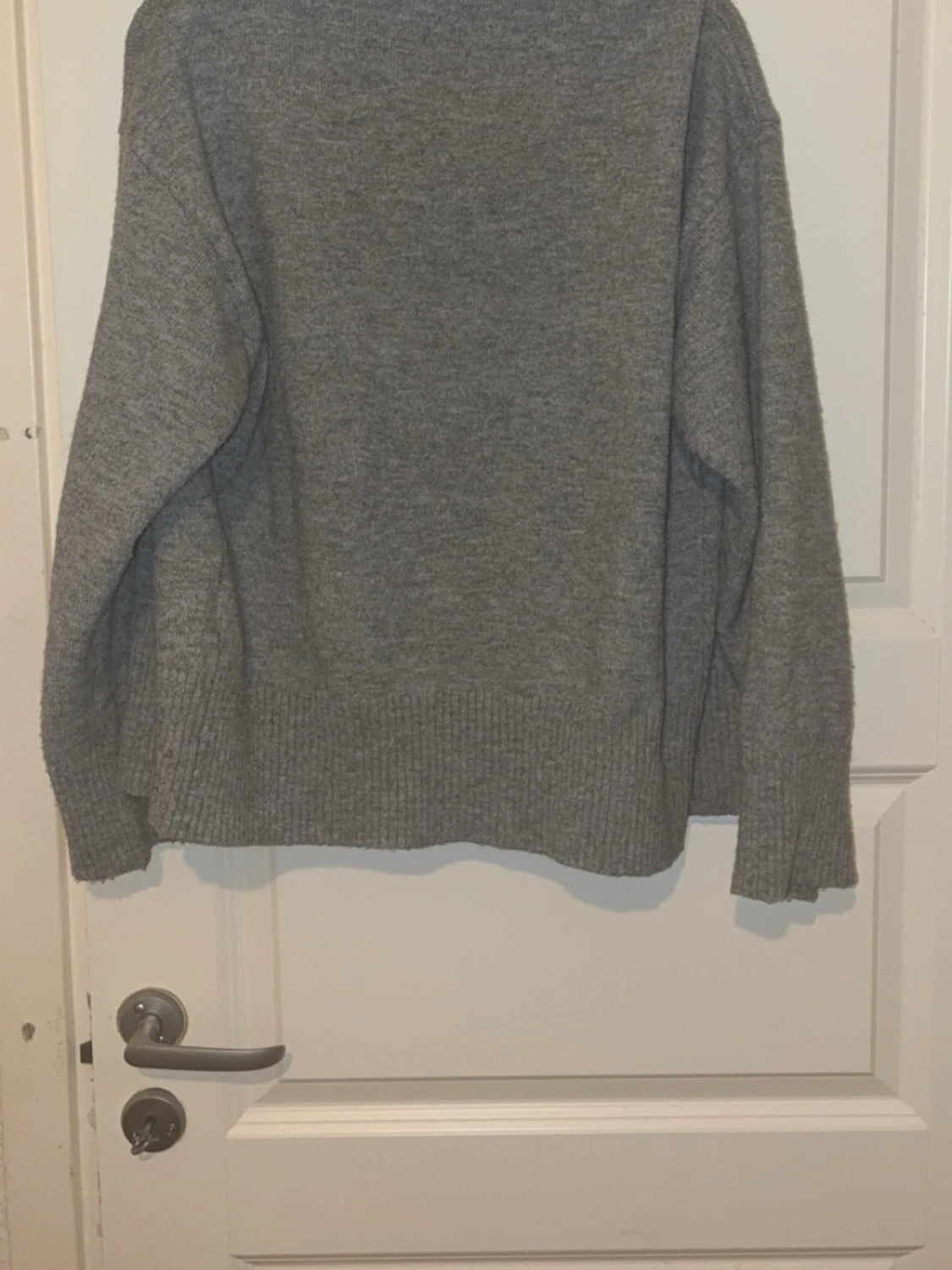 GRÅ KOFTA - 3