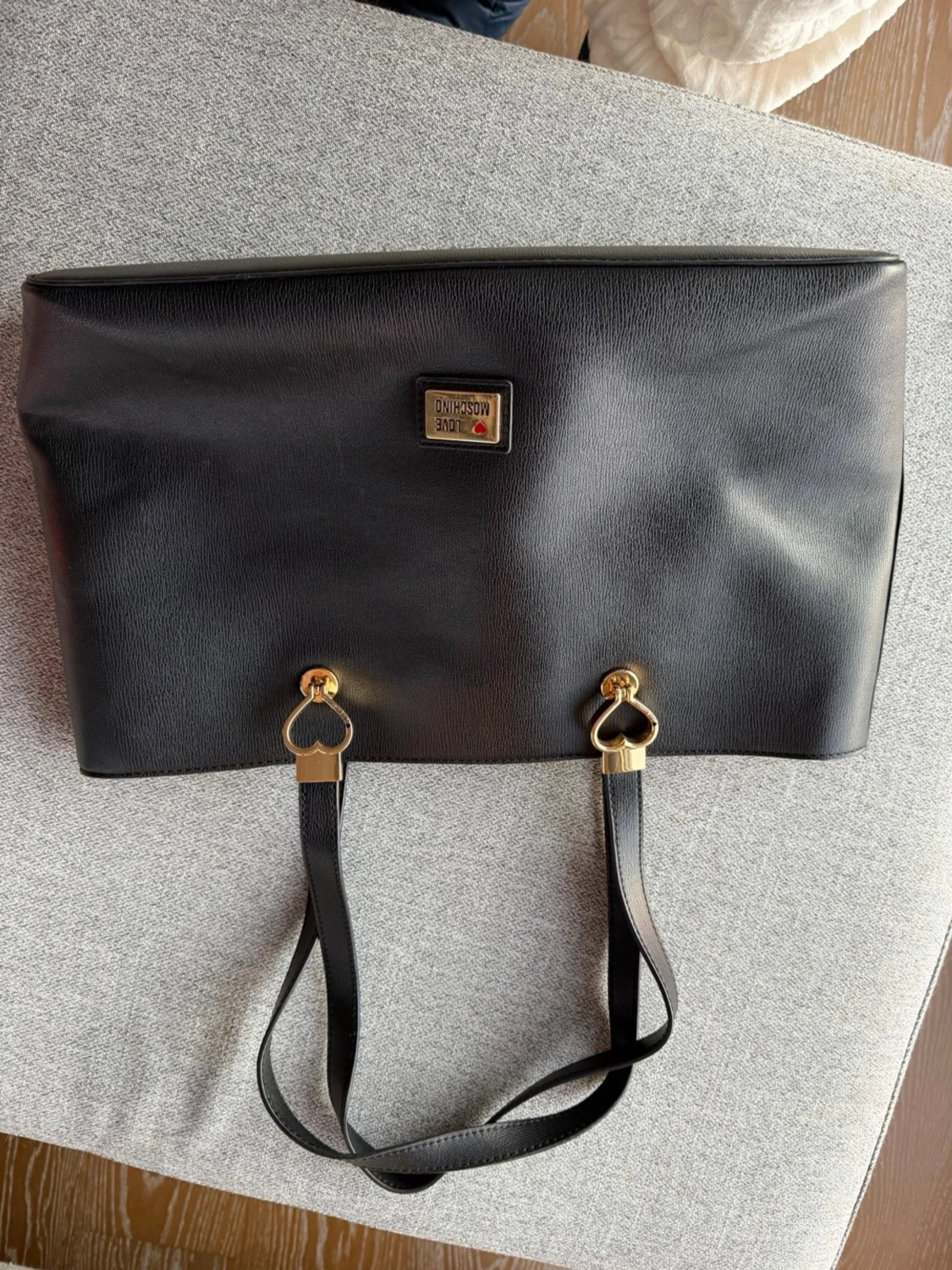 Svart handväska från Love Moschino - 3