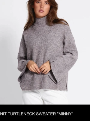 Stickad polotröja - Mysig stickad polotröja💕