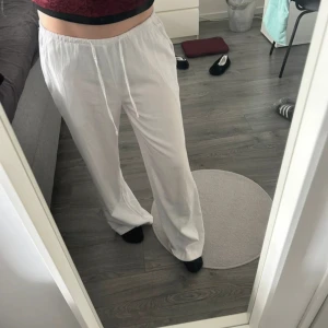 linnebyxor  - snygga nästan oanvända linnebyxor 