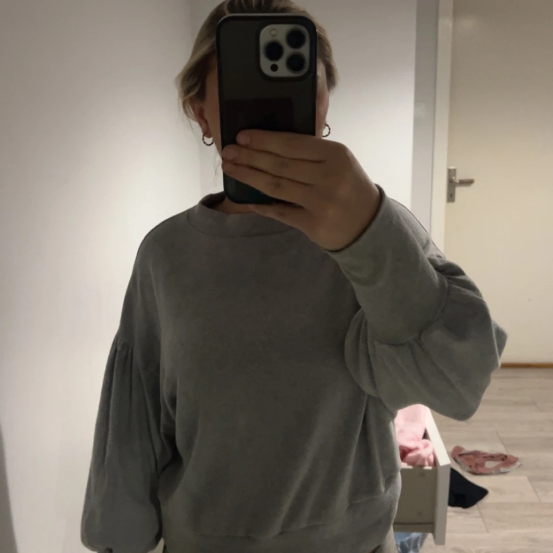 Grå sweatshirt från Pull&Bear