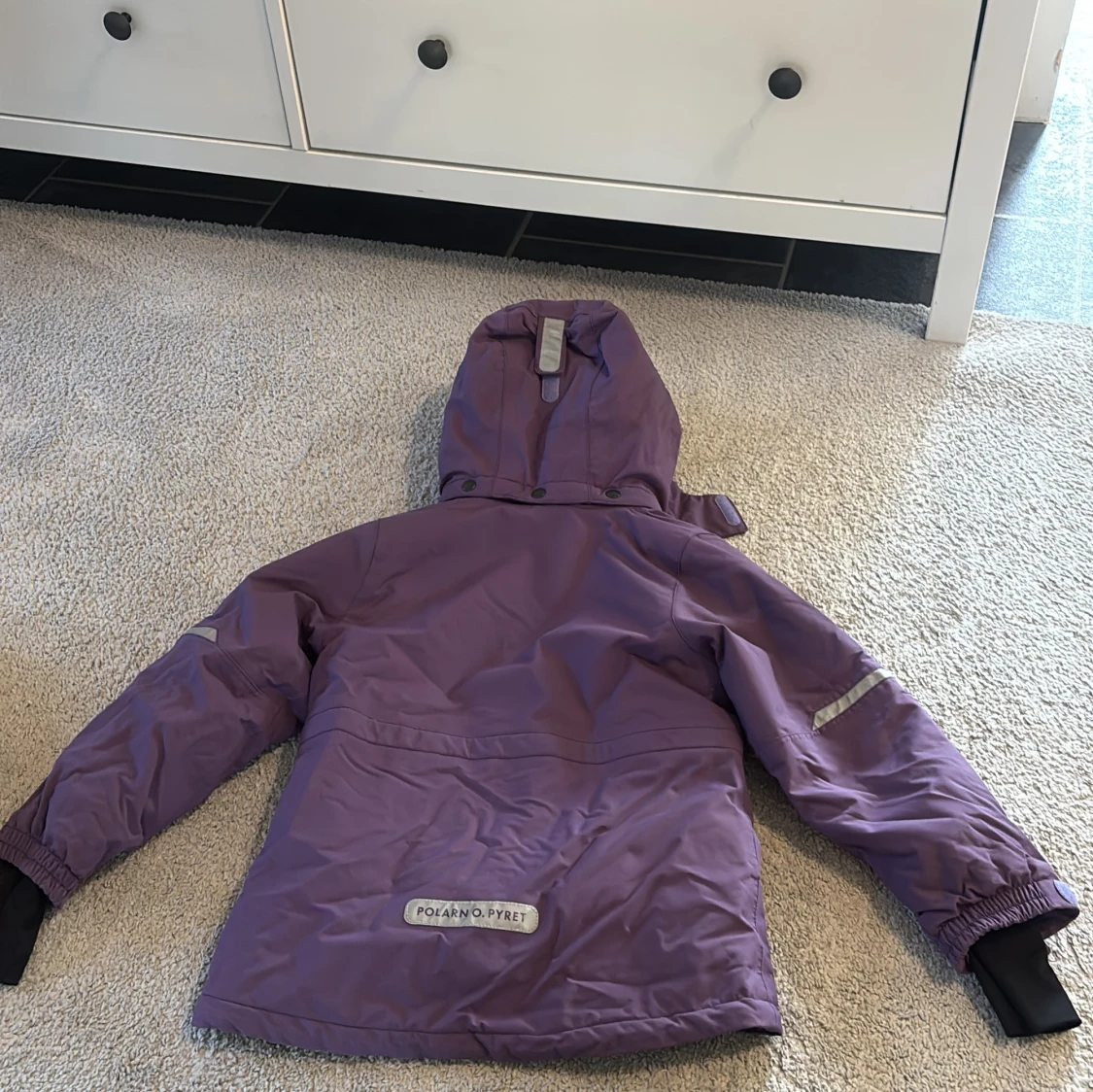 Lila vinterjacka från Polarn O. Pyret - 1