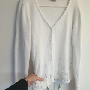 Stickad kofta  - Stickad kofta