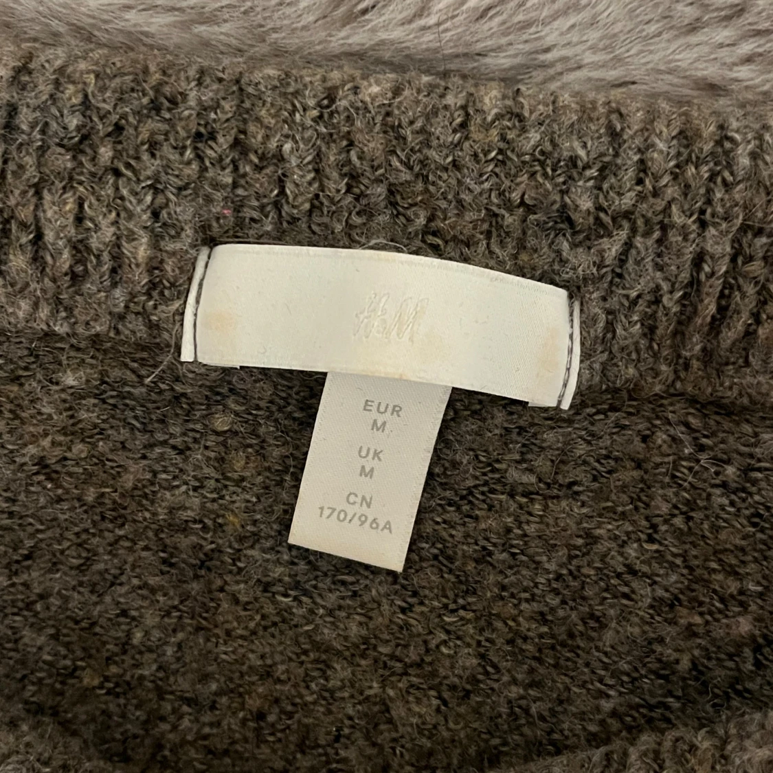 Brun/grå offshoulder stickad tröja - 4