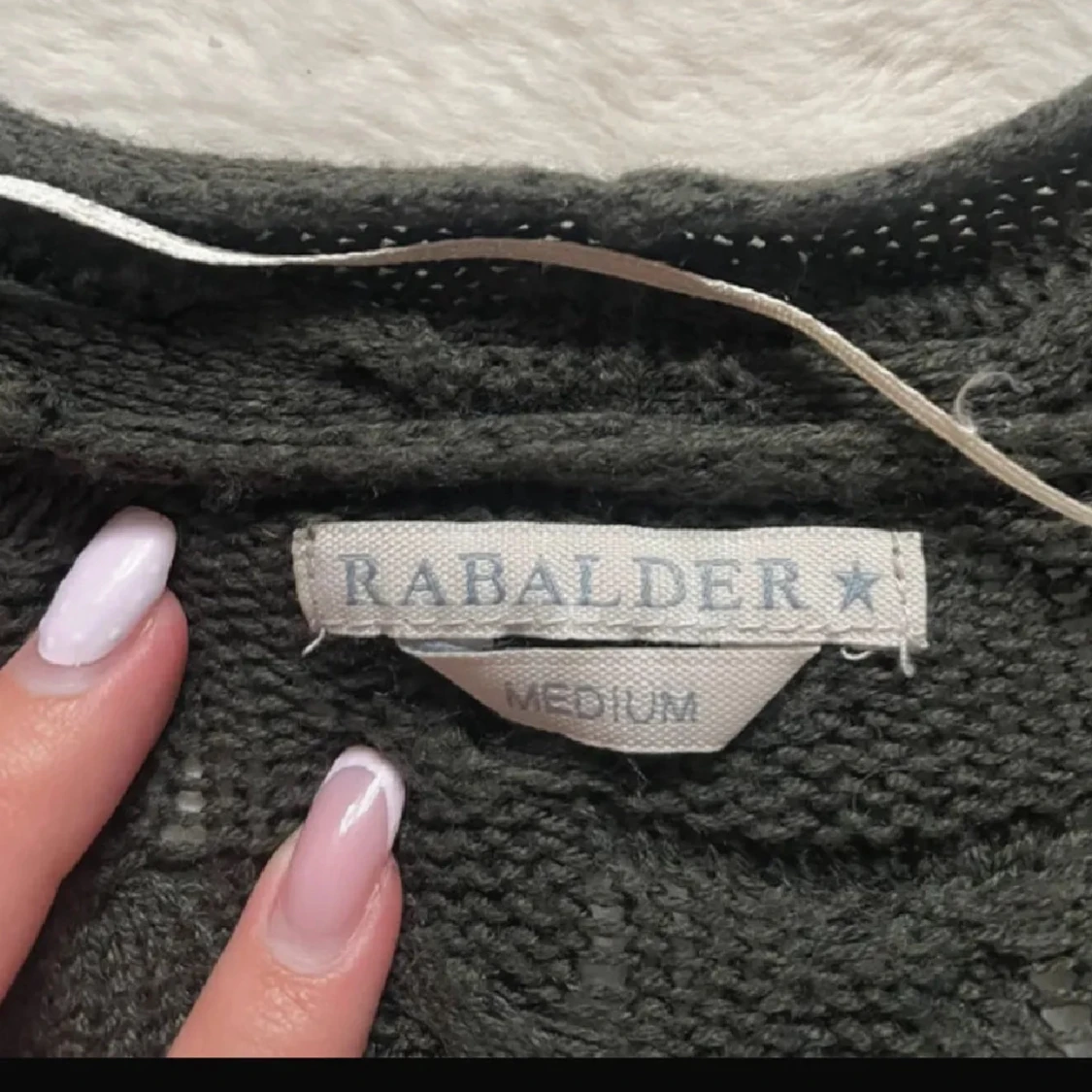 Mörkgrå omlottopp från Rabalder - 3